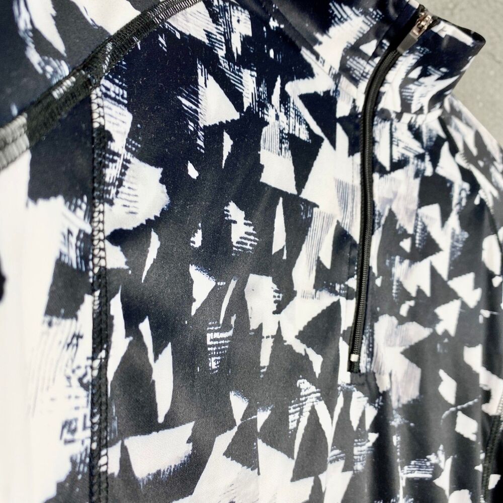 Activewear 1/4 Zip Pullover XL Plus Geometric Triangle Print Black White NWOT - Picture 6 of 13